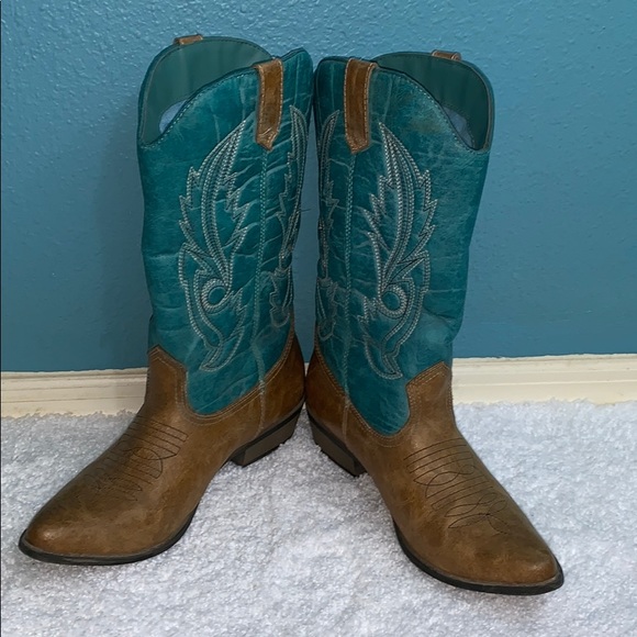 gaucho cowboy boots